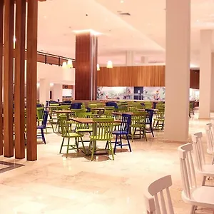 Hotel Crown Paradise Club Riviera